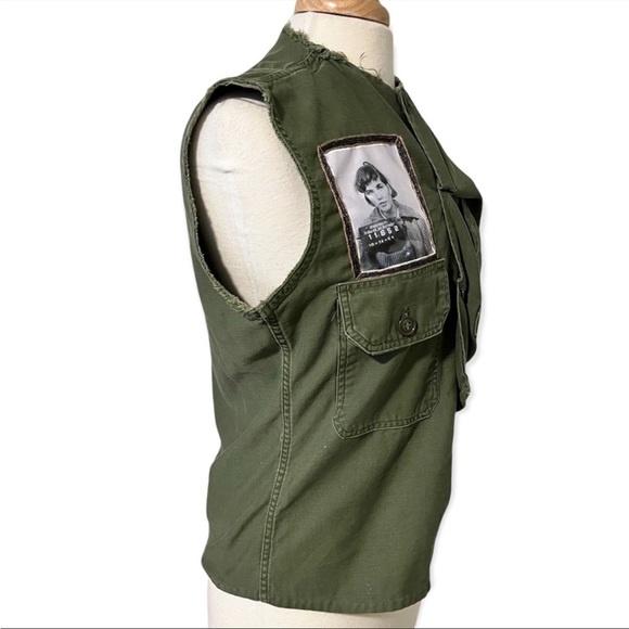 Upcycled Reworked Vintage Army Shirt with hand embroidery and vintage mug shot - Picture 6 of 12